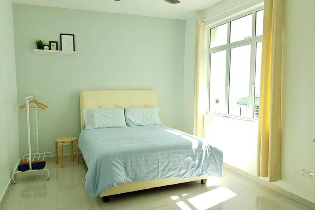 NEW SEAVIEW Cozy Modern Beach House Tanjung Bungah  Zewnętrze zdjęcie